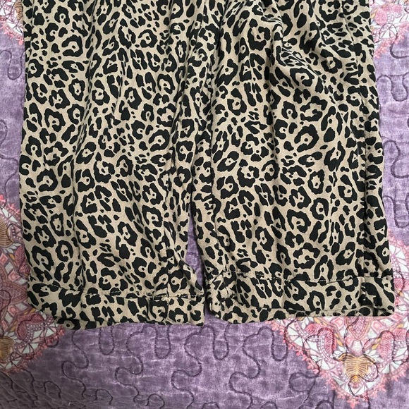 American Eagle cheetah jogger pant - Picture 2 of 5